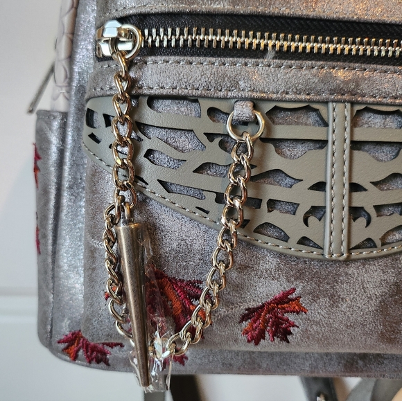 Loungefly Game Of Thrones House Stark Edition - Picture 2 of 10